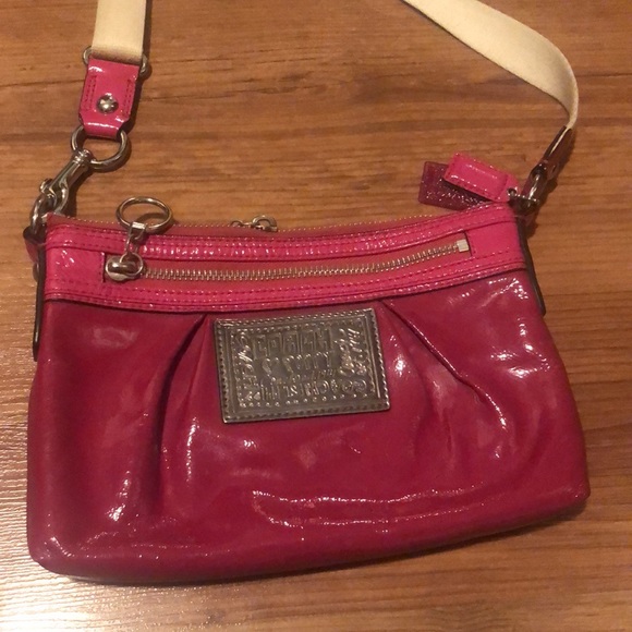 Coach Poppy Leather Swingpack Crossbody Bag Pink Purse - Picture 1 of 7